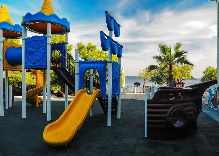 Salve Croatia Mobile Homes In Amadria Park Trogir