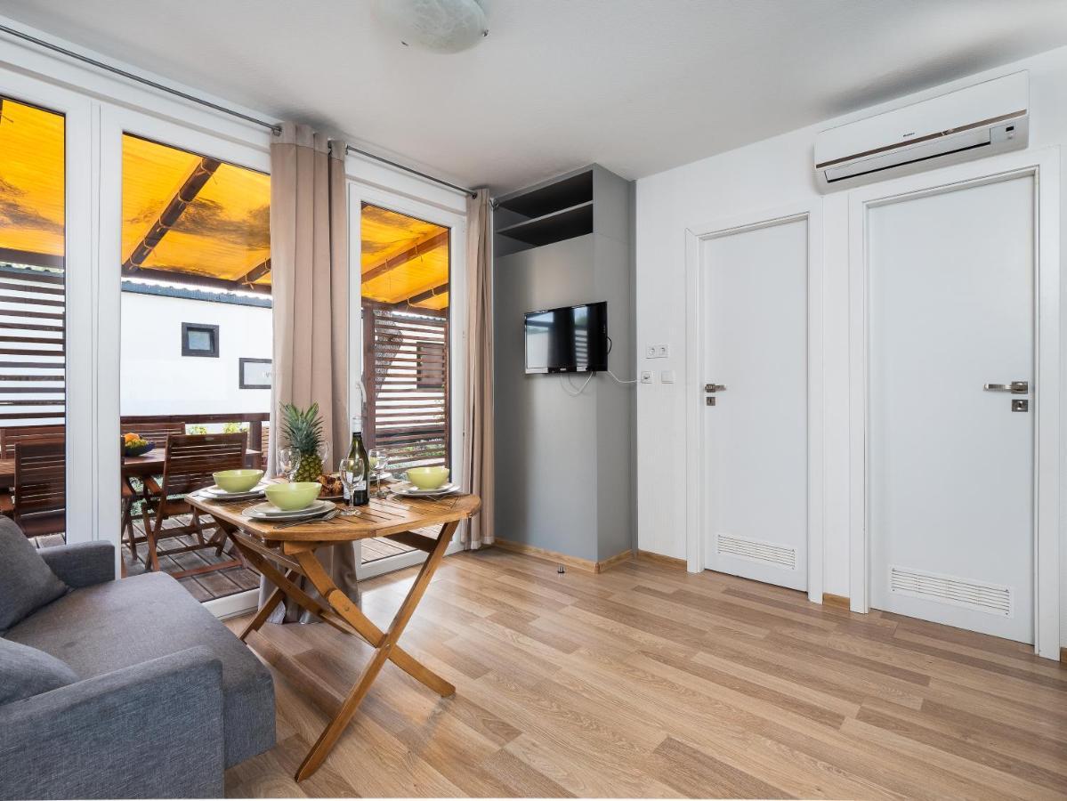 Salve Croatia Mobile Homes In Amadria Park Trogir