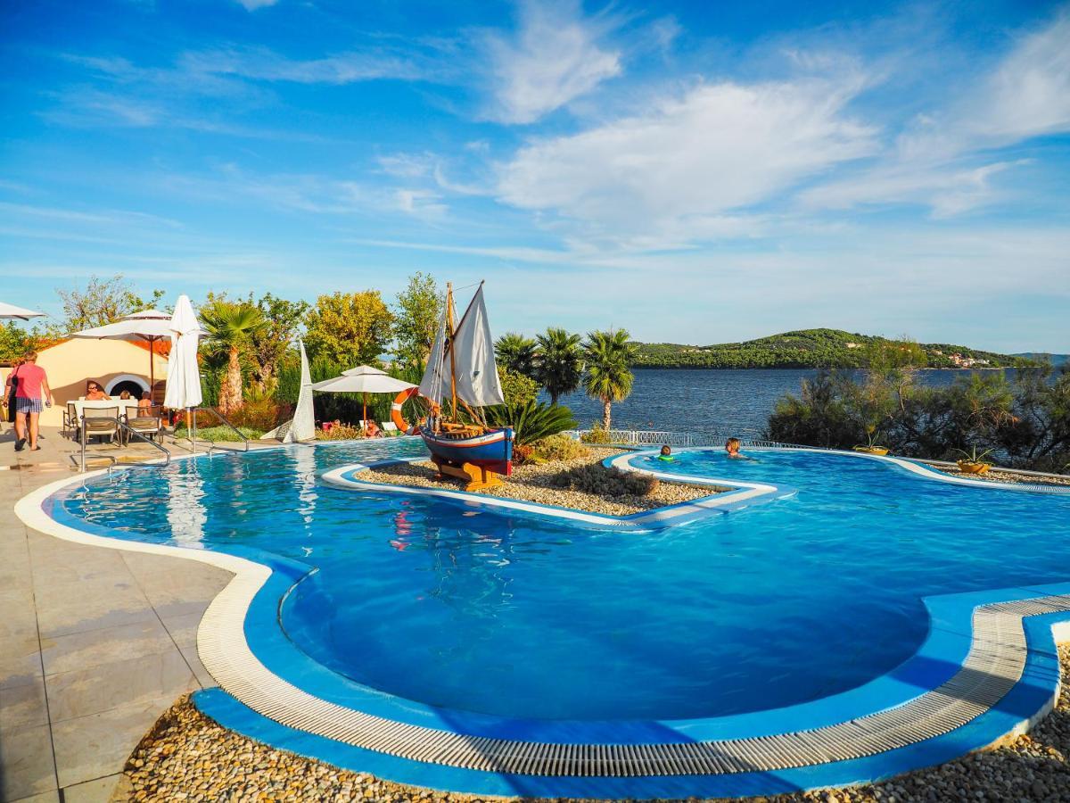 Salve Croatia Mobile Homes In Amadria Park Trogir Camping *