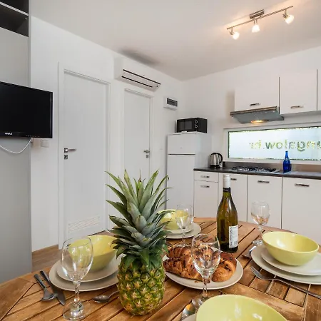 Salve Croatia Mobile Homes In Amadria Park Trogir Seget Vranjica Exterior foto