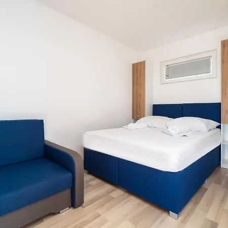 Salve Croatia Mobile Homes In Amadria Park Trogir Seget Vranjica Exterior foto