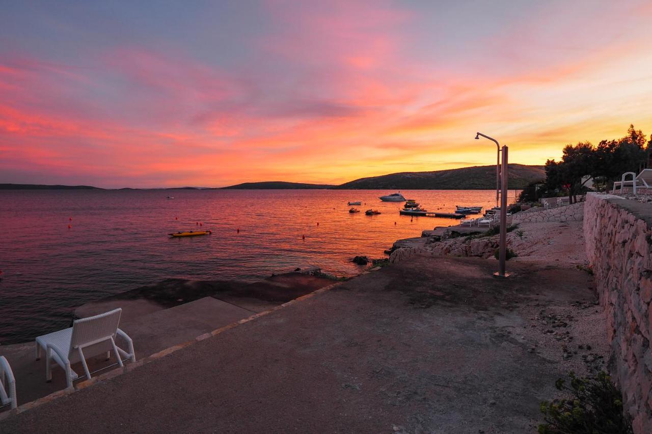 Salve Croatia Mobile Homes In Amadria Park Trogir * Seget Vranjica